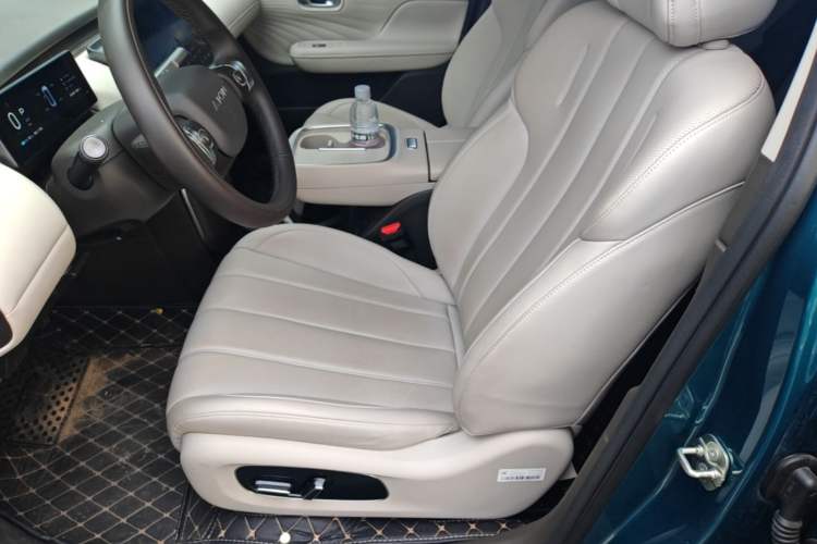 Used AION UT 2025 420 Prestige Edition Left Front Seat