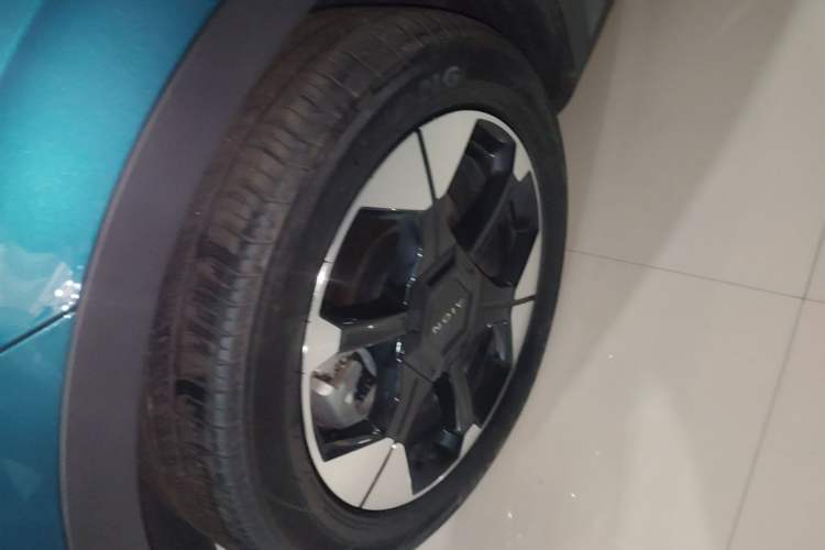 Used AION UT 2025 420 Prestige Edition Left Front Wheel Hub