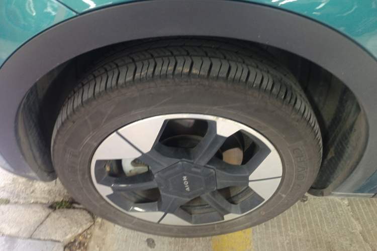 Used AION UT 2025 420 Prestige Edition Left Front Wheel Hub