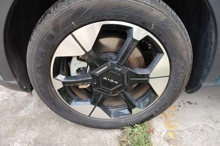 Used AION UT 2025 420 Prestige Edition Left Front Wheel Hub