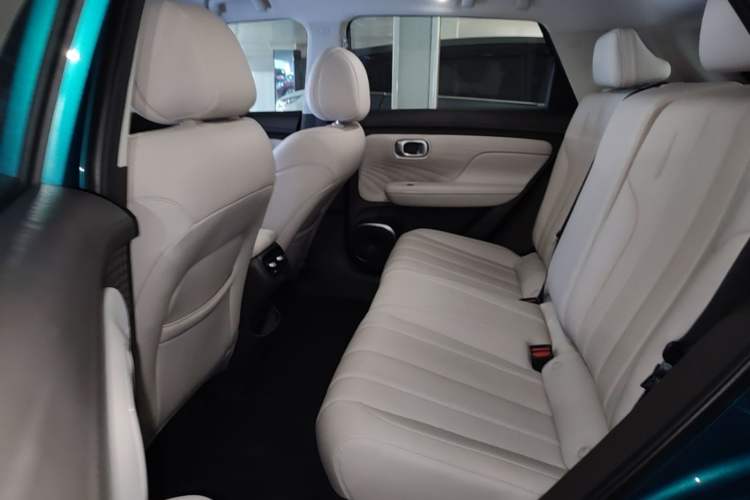 Used AION UT 2025 420 Prestige Edition Left Rear Seat