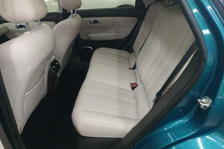 Used AION UT 2025 420 Prestige Edition Left Rear Seat