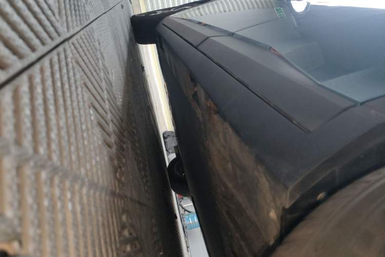Used AION UT 2025 420 Prestige Edition Left Side Sill