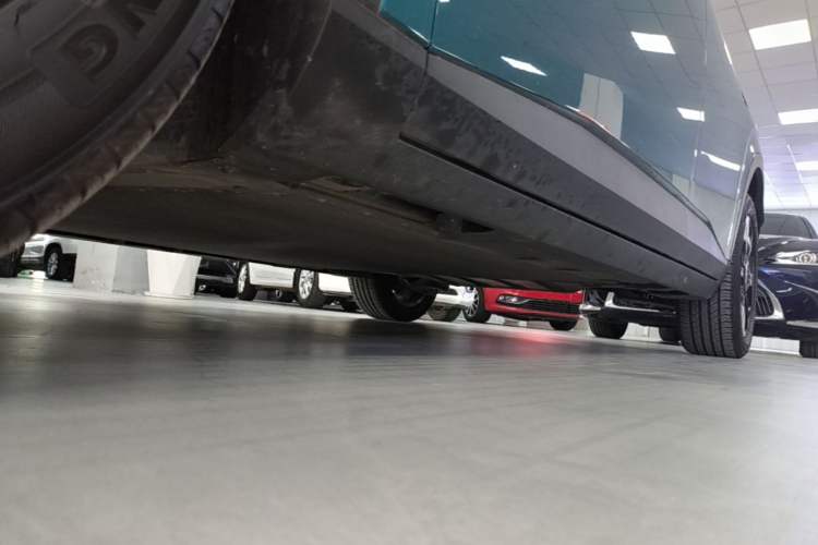 Used AION UT 2025 420 Prestige Edition Left Side Sill