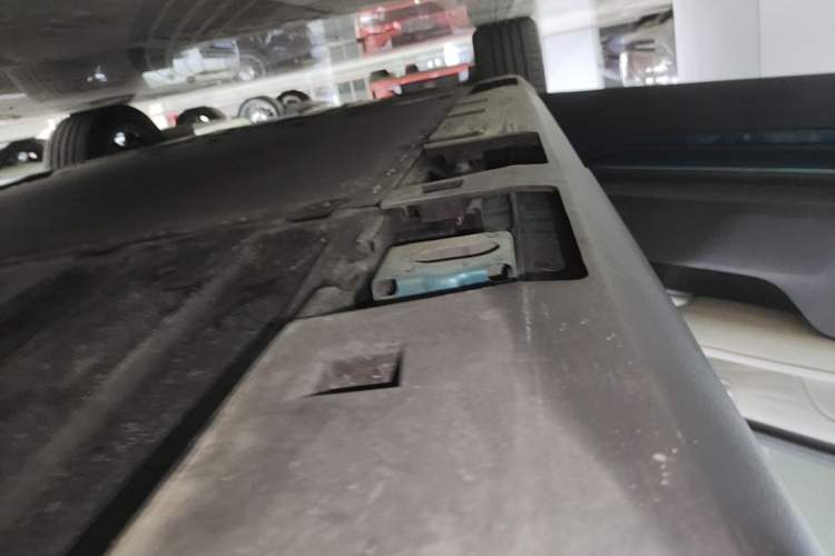 Used AION UT 2025 420 Prestige Edition Left Side Sill