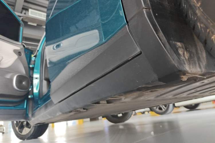Used AION UT 2025 420 Prestige Edition Left Side Sill