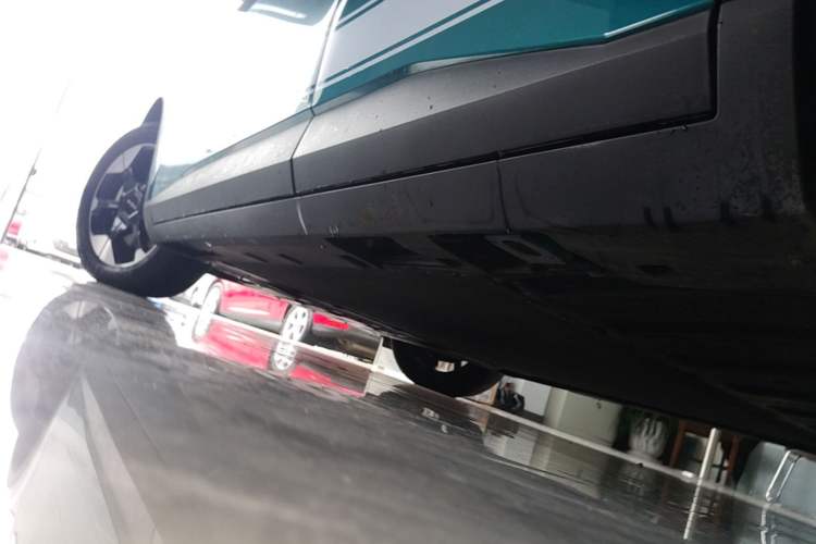 Used AION UT 2025 420 Prestige Edition Left Side Sill