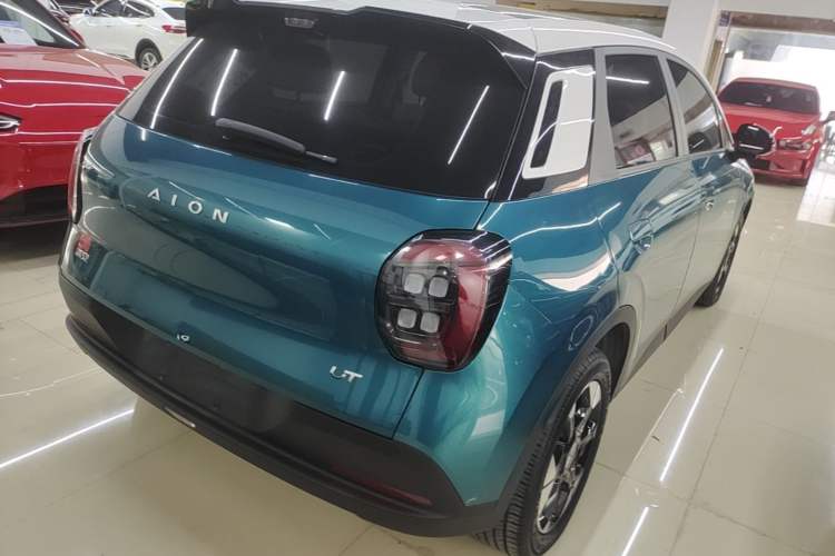 Used AION UT 2025 420 Prestige Edition Rear Right 45 Deg
