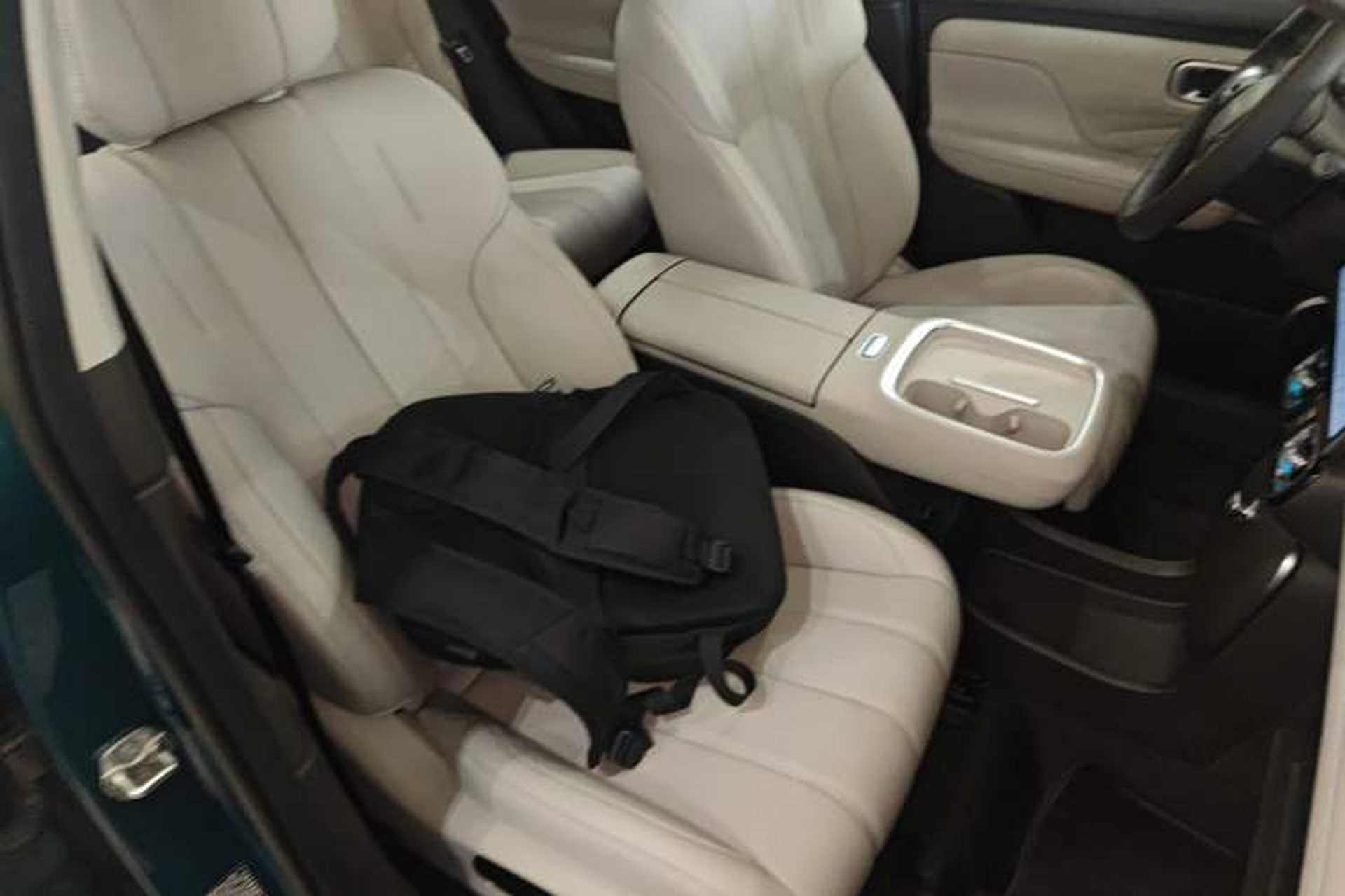 Used AION UT 2025 420 Prestige Edition Right Front Seat