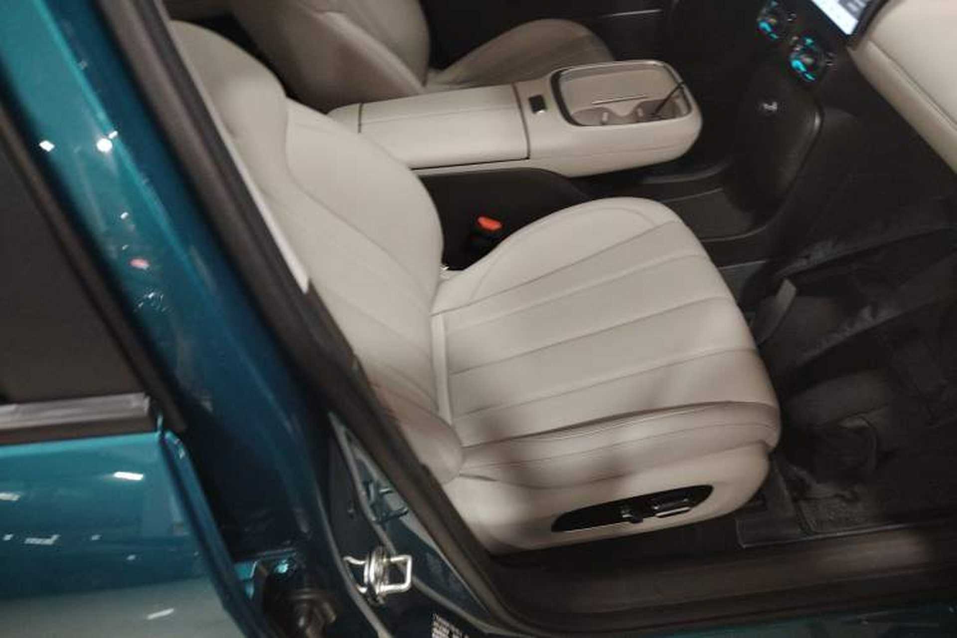 Used AION UT 2025 420 Prestige Edition Right Front Seat