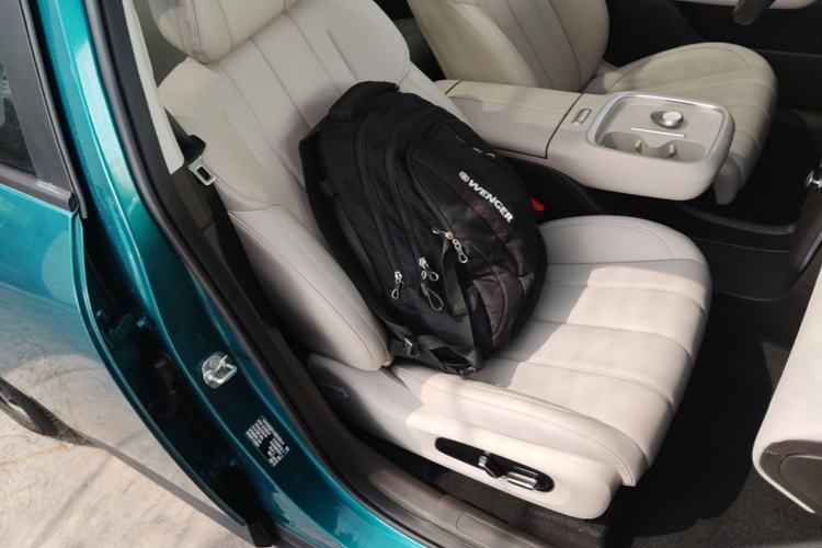 Used AION UT 2025 420 Prestige Edition Right Front Seat