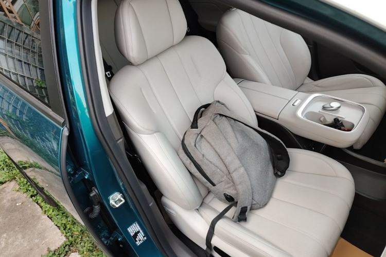 Used AION UT 2025 420 Prestige Edition Right Front Seat