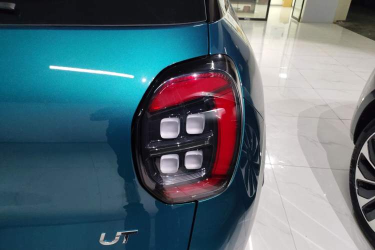 Used AION UT 2025 420 Prestige Edition Right Rear Taillight