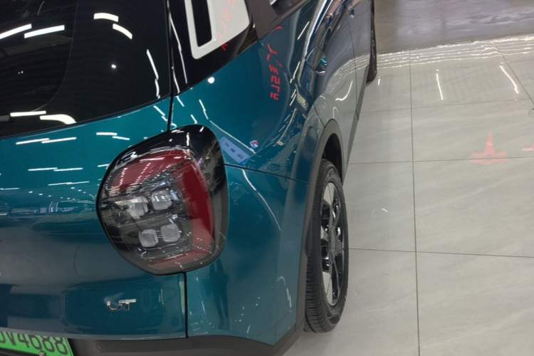 Used AION UT 2025 420 Prestige Edition Right Rear Taillight