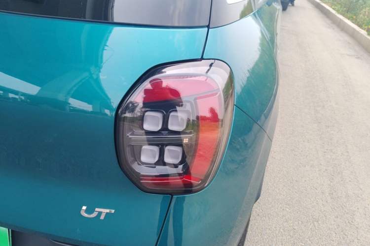 Used AION UT 2025 420 Prestige Edition Right Rear Taillight