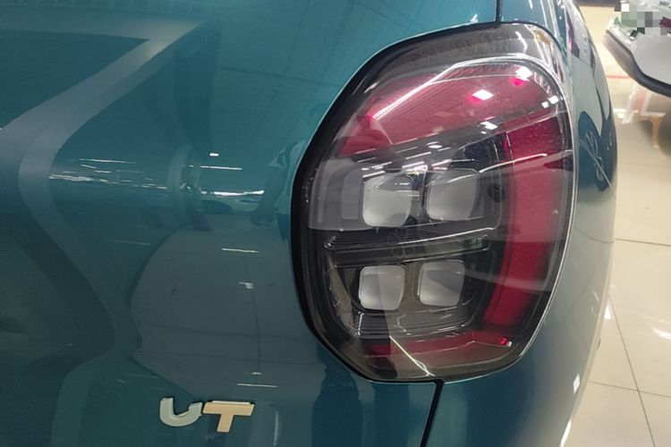 Used AION UT 2025 420 Prestige Edition Right Rear Taillight