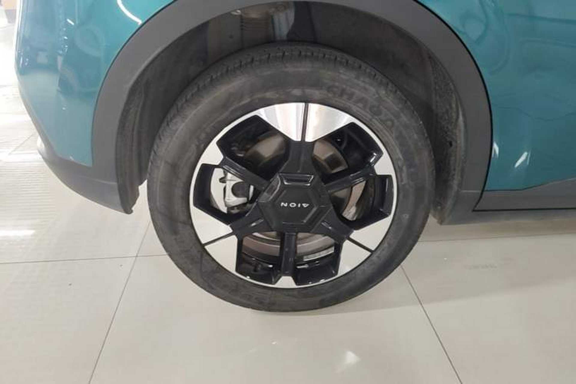 Used AION UT 2025 420 Prestige Edition Right Rear Wheel Hub