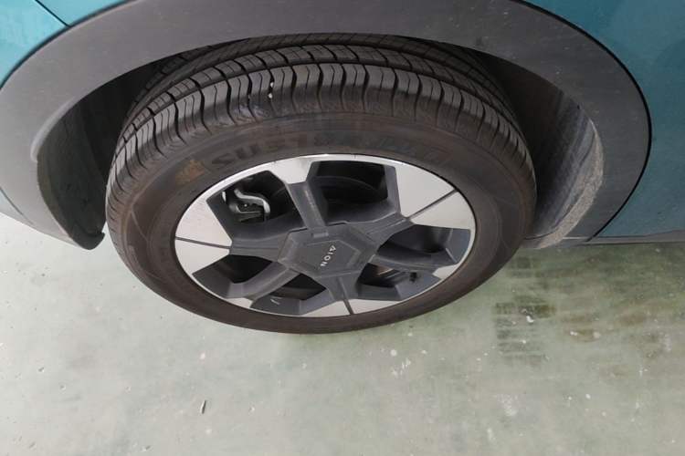 Used AION UT 2025 420 Prestige Edition Right Rear Wheel Hub