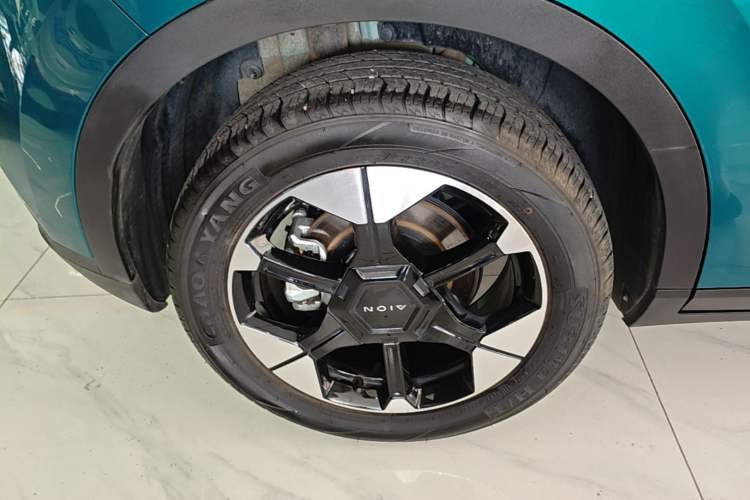 Used AION UT 2025 420 Prestige Edition Right Rear Wheel Hub