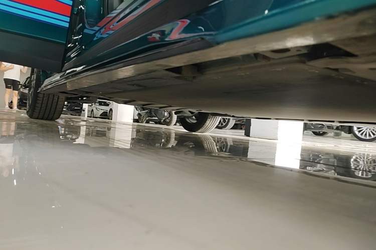 Used AION UT 2025 420 Prestige Edition Right Side Sill