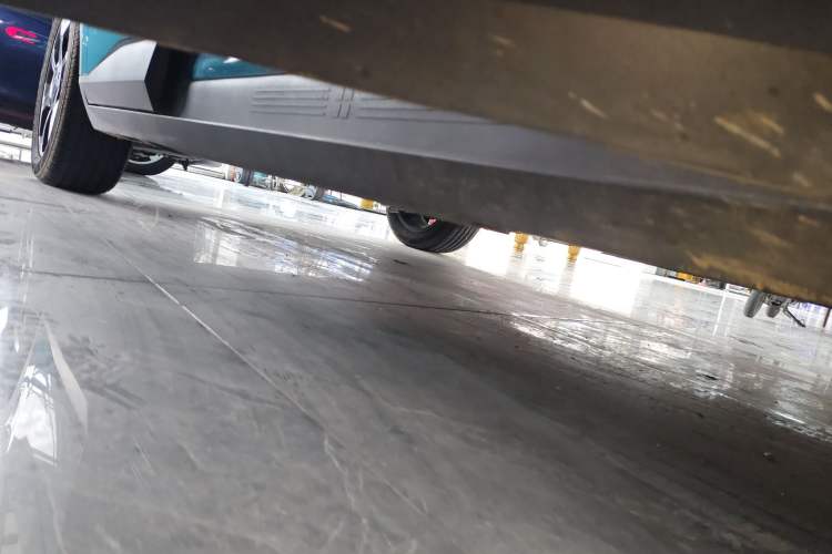 Used AION UT 2025 420 Prestige Edition Right Side Sill