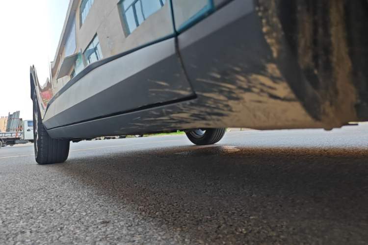 Used AION UT 2025 420 Prestige Edition Right Side Sill