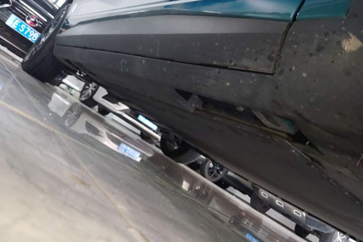 Used AION UT 2025 420 Prestige Edition Right Side Sill