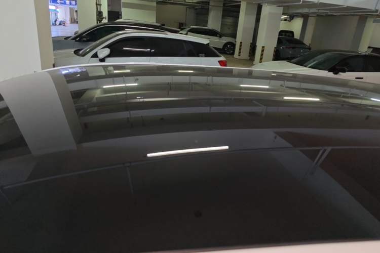 Used AION UT 2025 420 Prestige Edition Roof