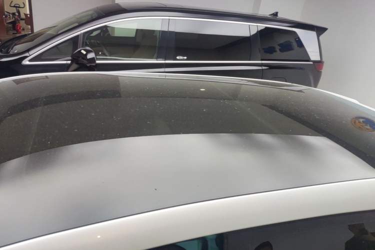 Used AION UT 2025 420 Prestige Edition Roof