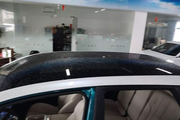 Used AION UT 2025 420 Prestige Edition Roof