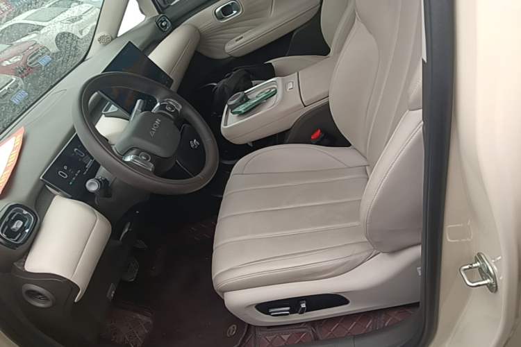 Used AION UT 2025 420 Prestige Edition Left Front Seat