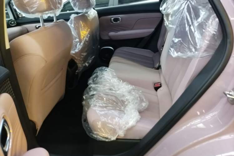 Used AION UT 2025 330 Starlight Edition Left Rear Seat