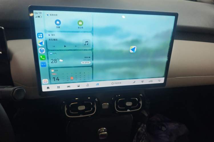 Used AION UT 2025 420 Prestige Edition Audio And AC Panel