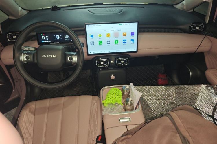 Used AION UT 2025 420 Intelligent Luxury Edition Center Console