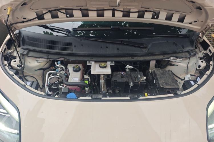 Used AION UT 2025 420 Prestige Edition Engine Bay