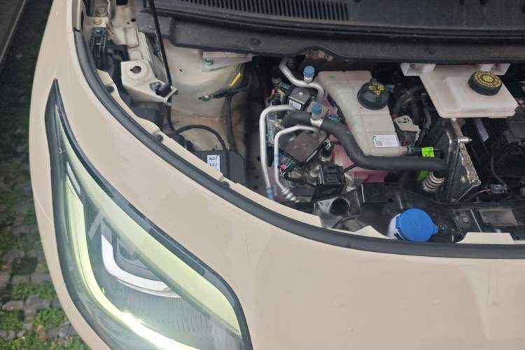 Used AION UT 2025 420 Prestige Edition Engine Bay Right