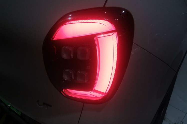 Used AION UT 2025 420 Intelligent Luxury Edition Exterior 6