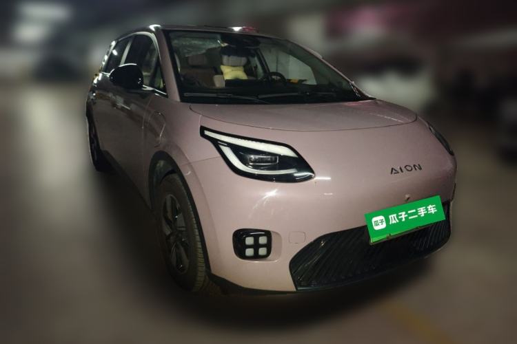 Used AION UT 2025 420 Intelligent Luxury Edition Front Right 45 Deg