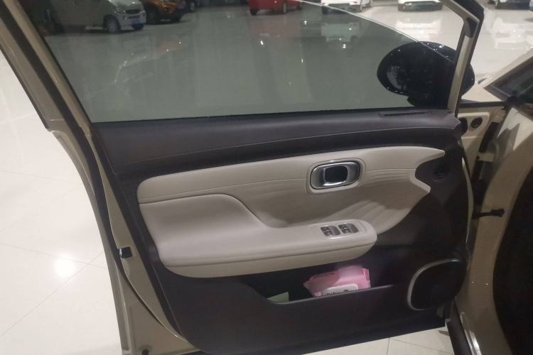 Used AION UT 2025 420 Intelligent Luxury Edition Interior 7