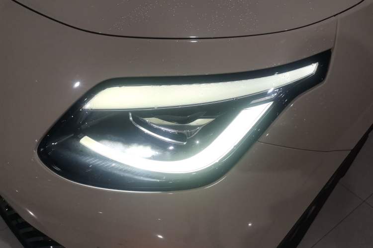 Used AION UT 2025 420 Intelligent Luxury Edition Left Front Headlight