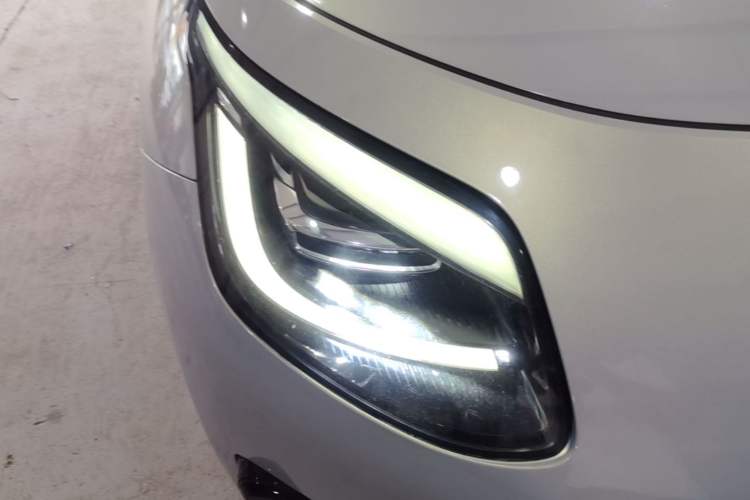 Used AION UT 2025 420 Intelligent Luxury Edition Right Front Headlight