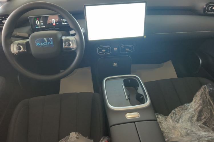Used AION UT 2025 330 Starlight Edition Center Console