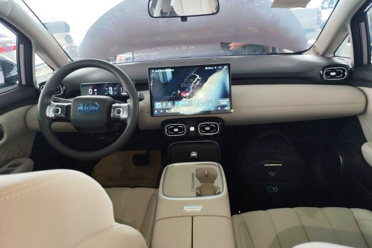 Used AION UT 2025 330 Starlight Edition Center Console