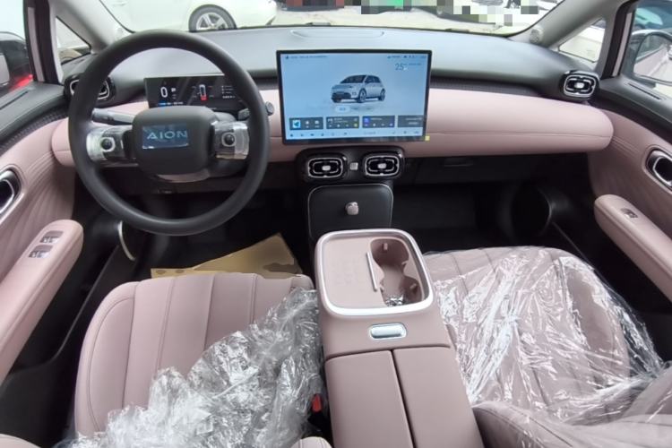 Used AION UT 2025 330 Starlight Edition Center Console