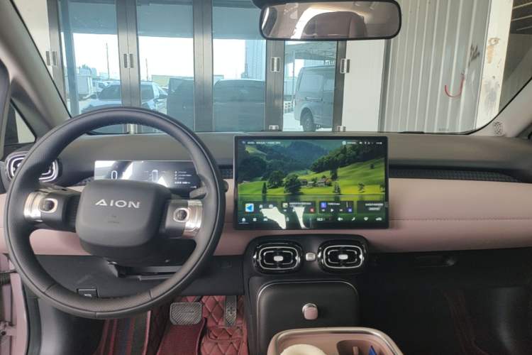 Used AION UT 2025 420 Intelligent Luxury Edition Center Console