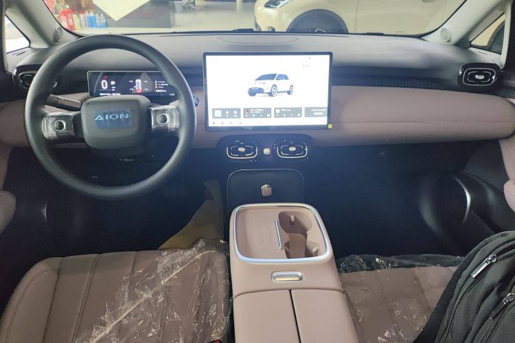 Used AION UT 2025 330 Star Edition Center Console