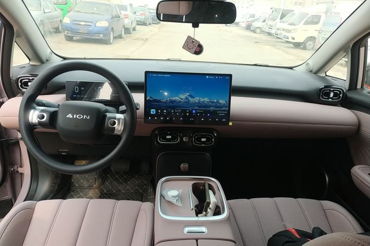 Used AION UT 2025 330 Starlight Edition Center Console
