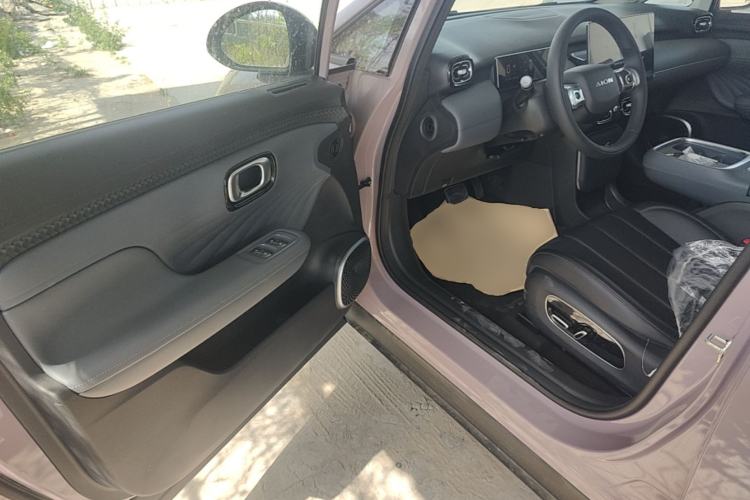 Used AION UT 2025 420 Intelligent Luxury Edition Driver Seat