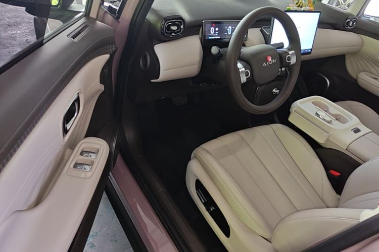 Used AION UT 2025 420 Intelligent Luxury Edition Driver Seat