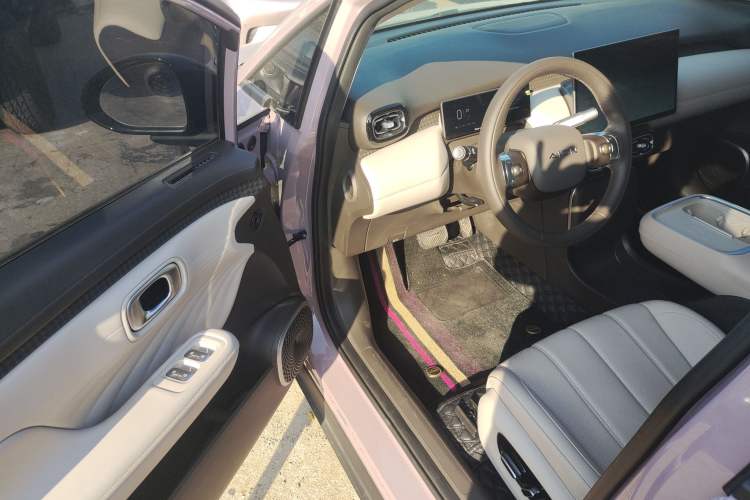 Used AION UT 2025 420 Intelligent Luxury Edition Driver Seat
